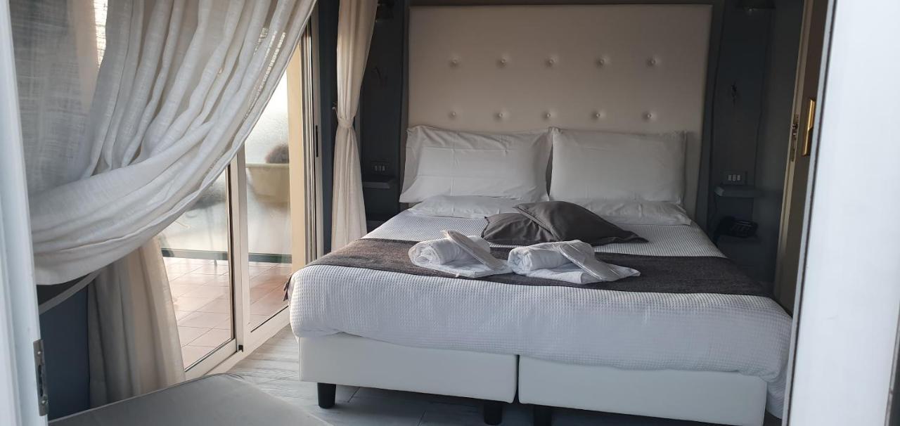 Hotel Zia Piera Chiavari Extérieur photo
