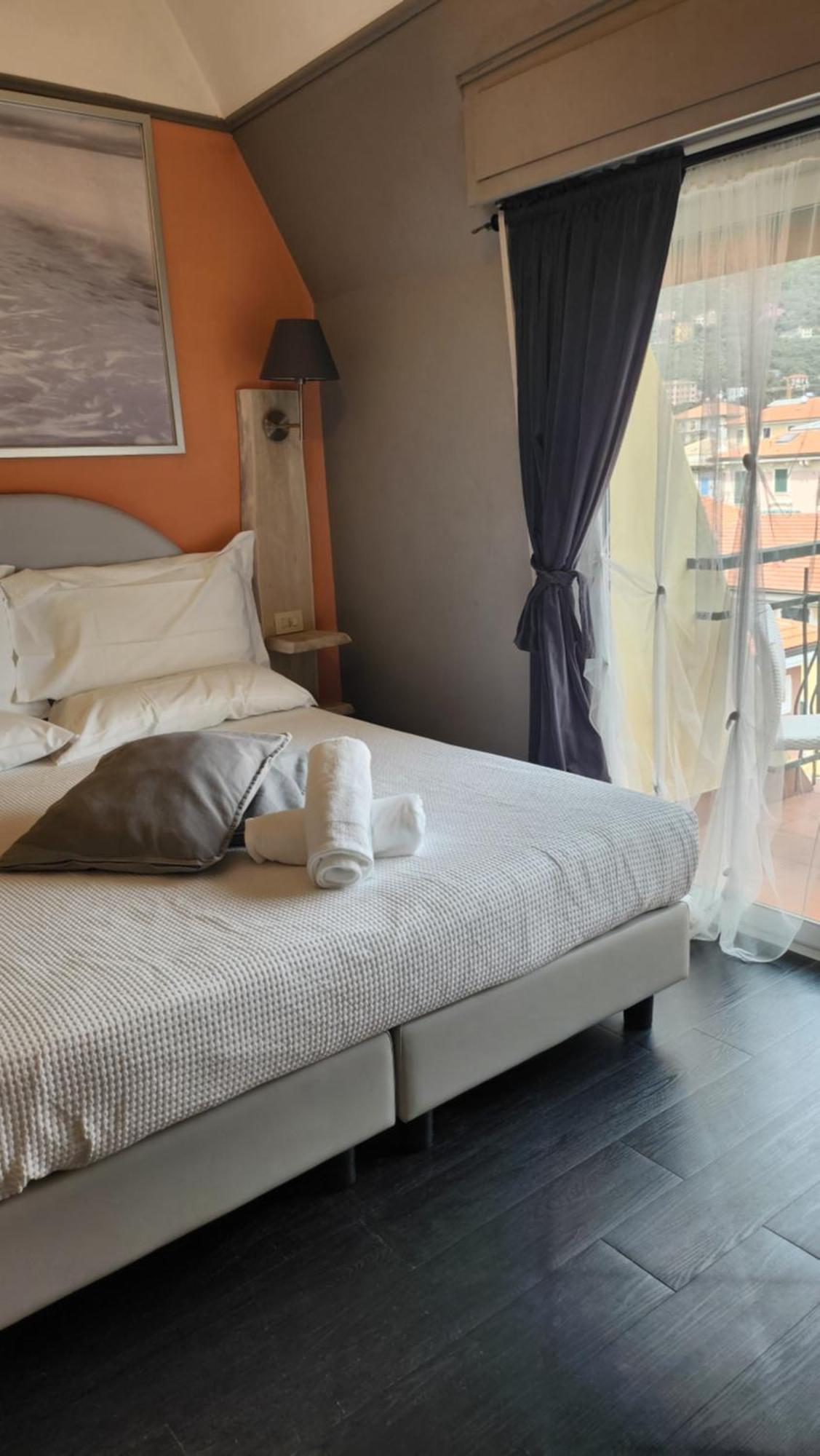 Hotel Zia Piera Chiavari Extérieur photo