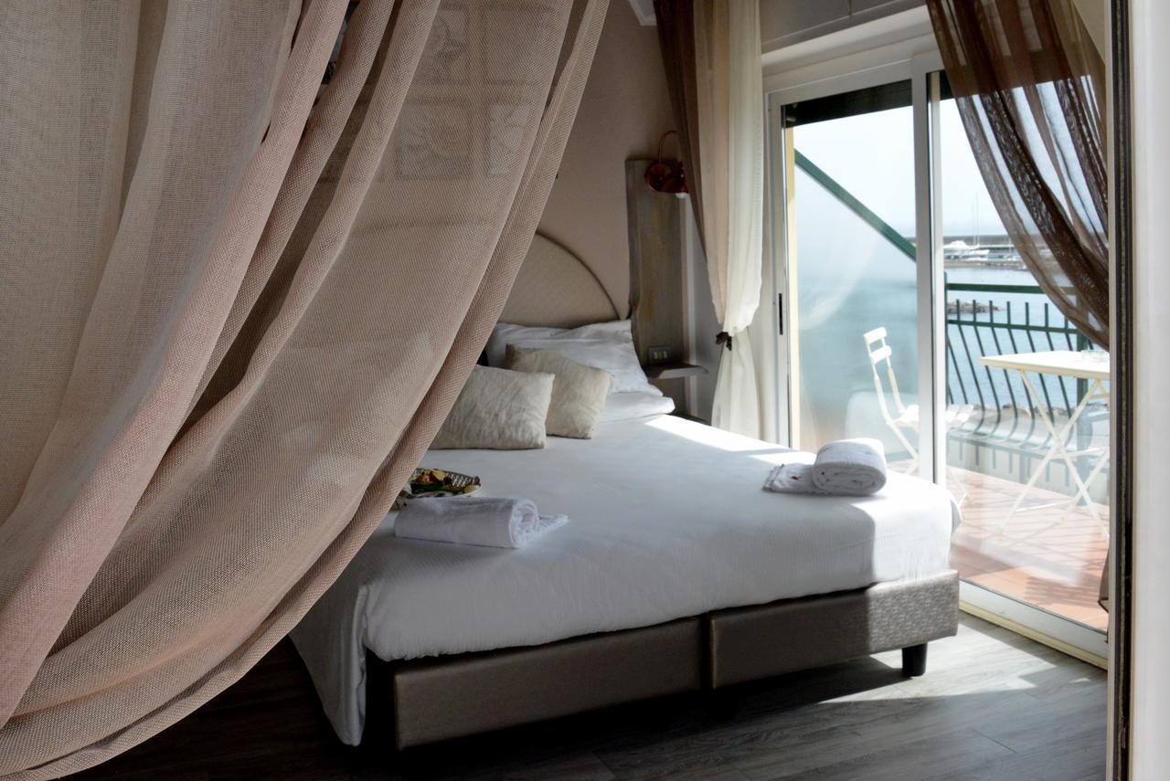 Hotel Zia Piera Chiavari Extérieur photo